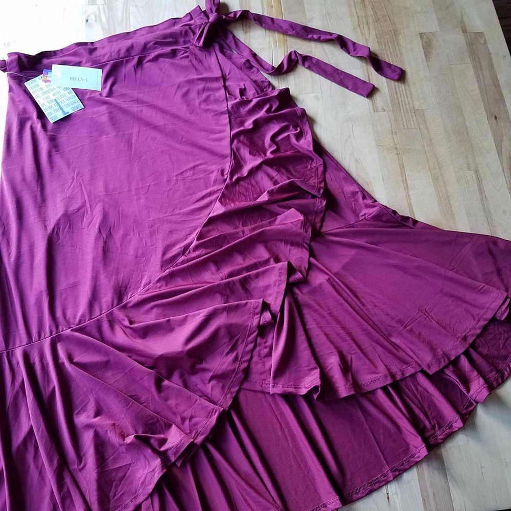 NWT LLR L Solid Wine Bella Wrap Skirt